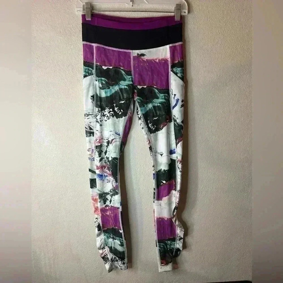 LULULEMON Pigment Wave Multi Black Plum Speed Tight Sz 4 - Picture 1 of 4